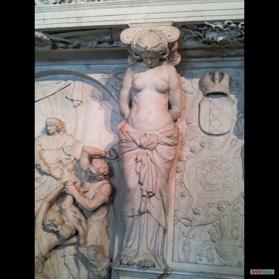 067__IMG_20170702_130125_Palace_Justice_Room