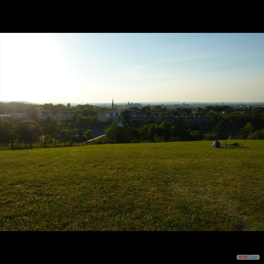 079_P1170256_Krakus_Mound