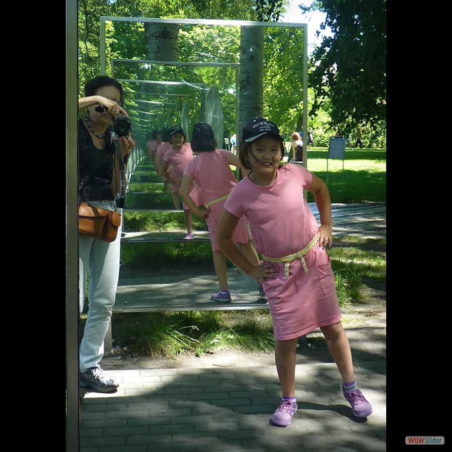 088_P1170789a_Lem_Garden_of_Experiences